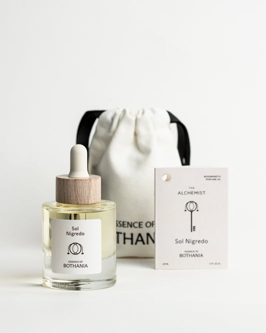 Sol Nigredo Perfume Oil